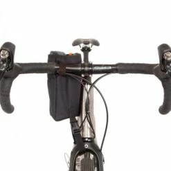 Sacoche De Guidon Tissu Noir étanche Restrap 7 Sacoche De Guidon Tissu Noir étanche Restrap -Accessoires vélos Soldes sacoche de guidon tissu noir etanche restrap 3