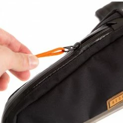 Sacoche Tube De Cadre Tissu Noir Attache Velcro Restrap -Accessoires vélos Soldes sacoche tube de cadre tissu noir attache velcro restrap 4